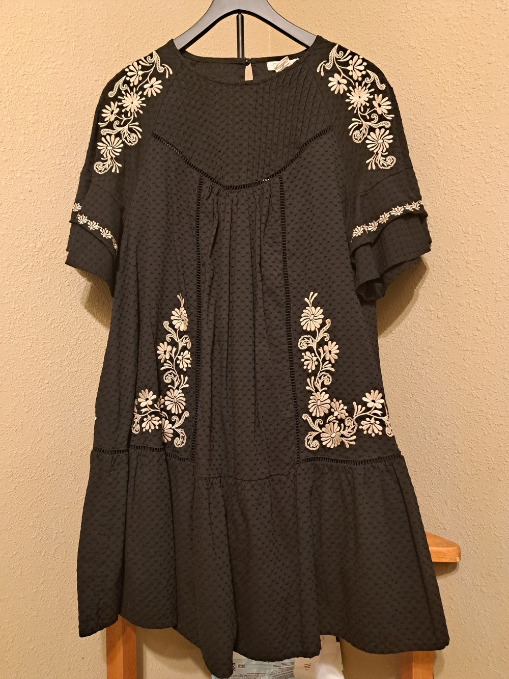 Torrid Festi Black Embroidered Short Sleeve Swing Dress - Picture 3 of 5